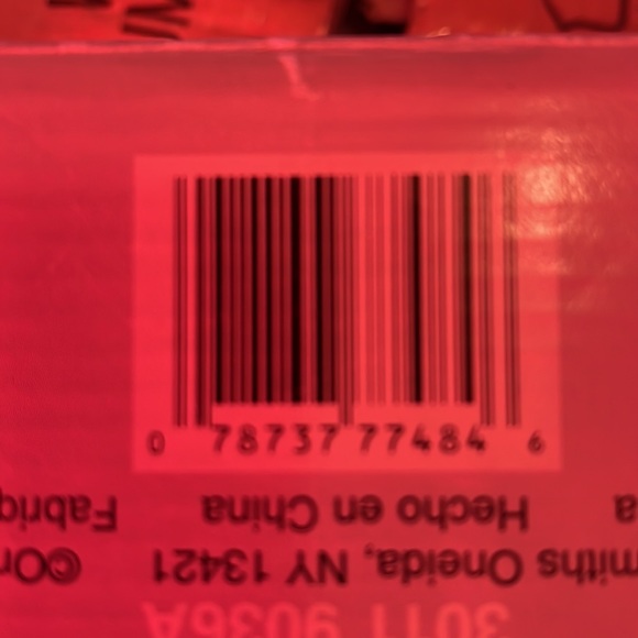 JEWELRY STORAGE Wm. A. Rogers Silverplate w/Golden Accents ONEIDA(Bra&Belt box) - Picture 8 of 8